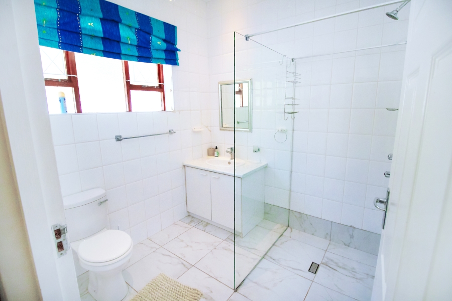 To Let 4 Bedroom Property for Rent in St Francis Bay Village Eastern Cape